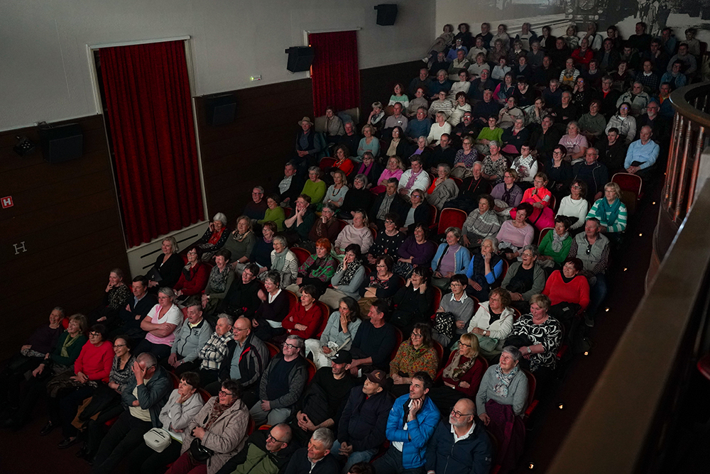 75. Filmska čajanka